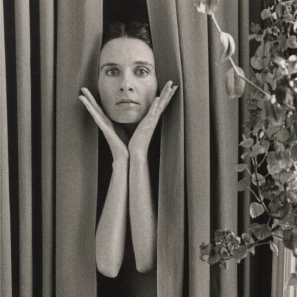 Black and white photograph of photographer Joyce Tenneson.